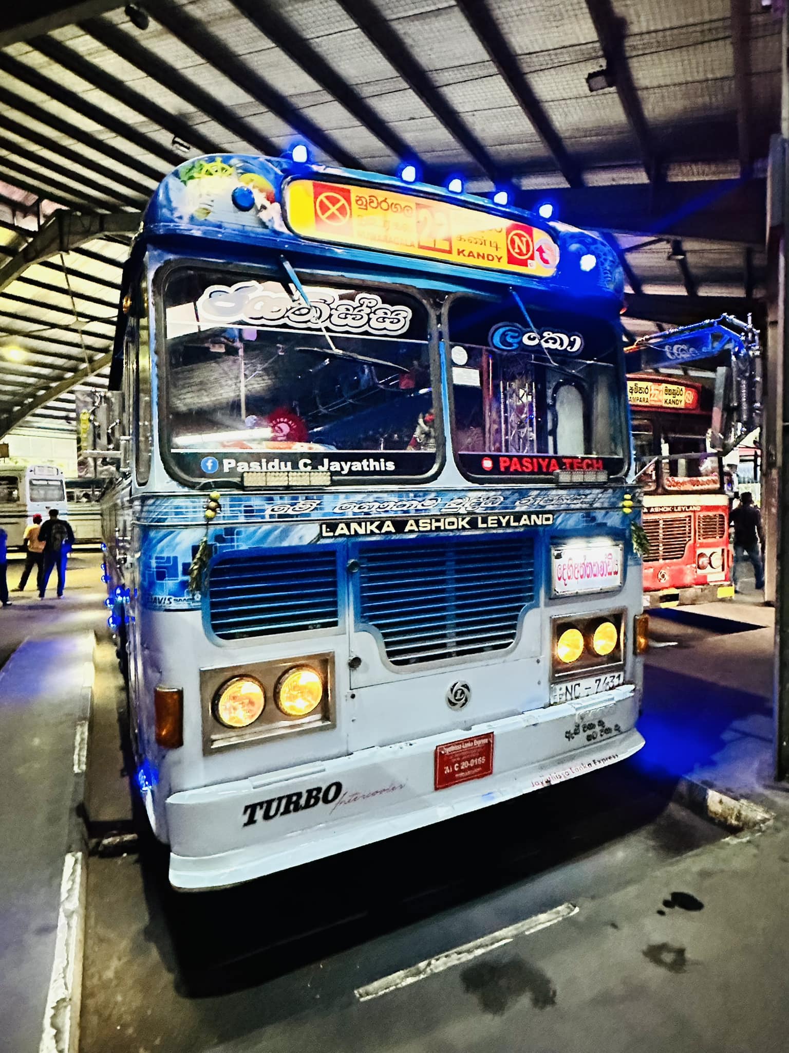 Front Exterior — Jayathissa Lanka Bus